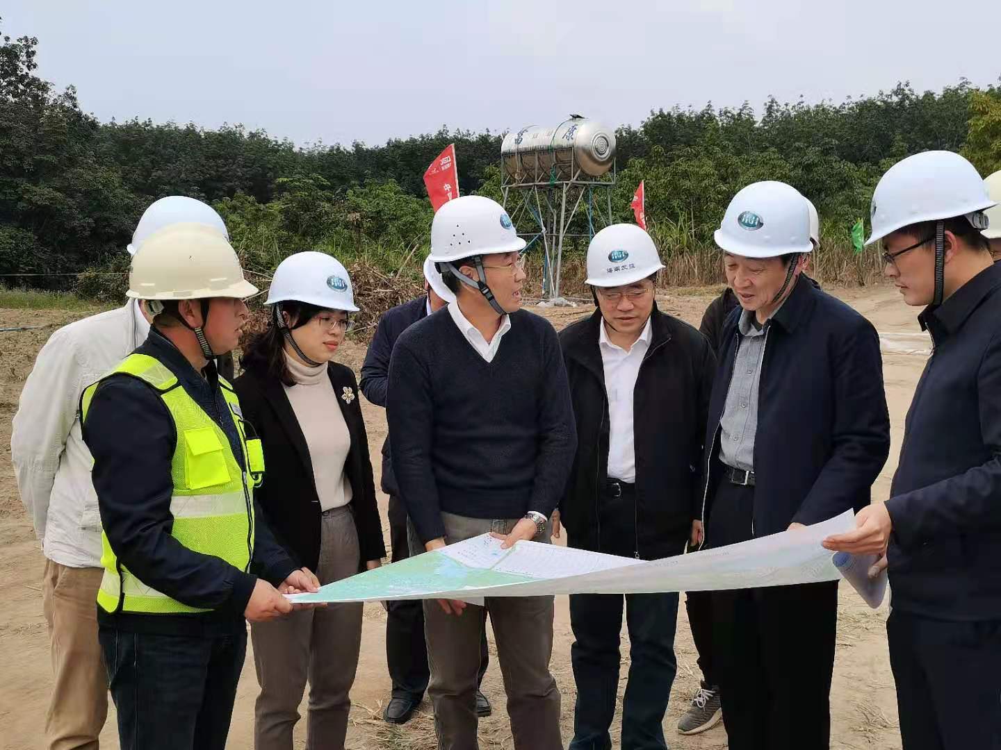 省水務廳王強廳長到瓊西北供水工程施工現場進行檢查。